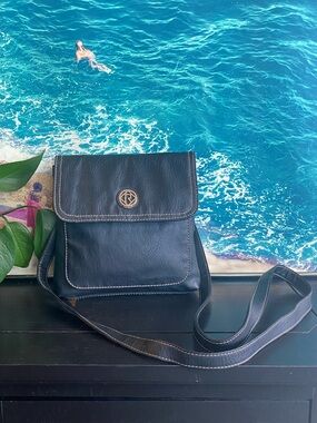 Vintage Relic by Fossil Black Pebble Faux Leather Crossbody Organizer Bag